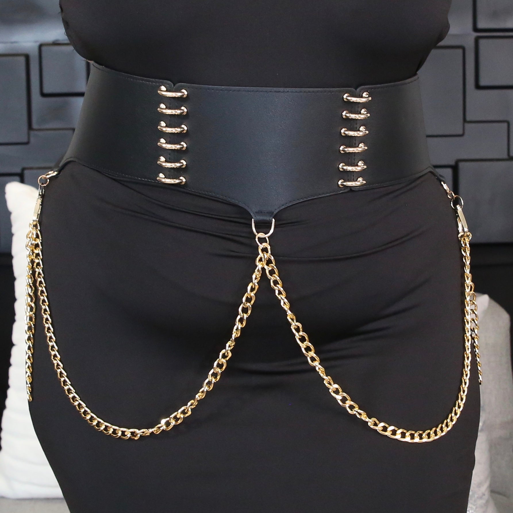 Bow Down Plus Size Stretchy Belt (Black/Gold)-Accessories-Boughie-Boughie